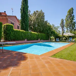 podere-lo-stringaio.it-tuscanyhotel.com/